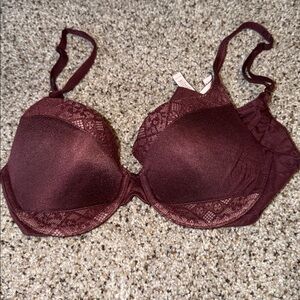 Victoria's Secret Burgundy Body by Victoria Lace Bra, 34C, EUC
